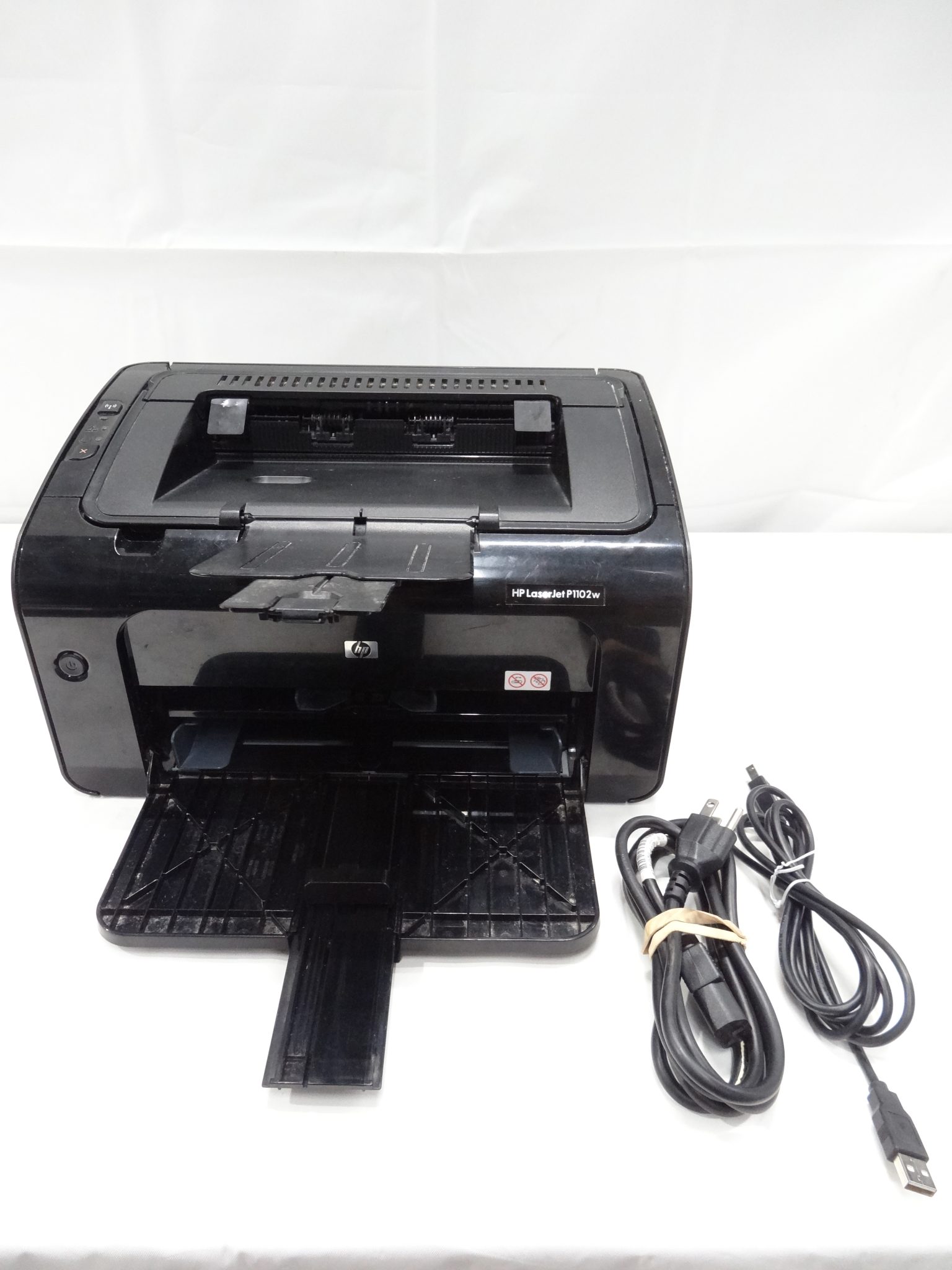 Solutions HP Pro P1102w USB Laser Printer Page Count 5,019 NO TONER CLR Solutions